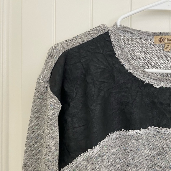 Democracy women’s faux leather knit pocket long fall winter sleeve top medium - Picture 2 of 8